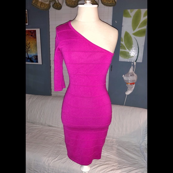 💖 FOREVER 21 Fuchsia Bandage Dress - Picture 2 of 7